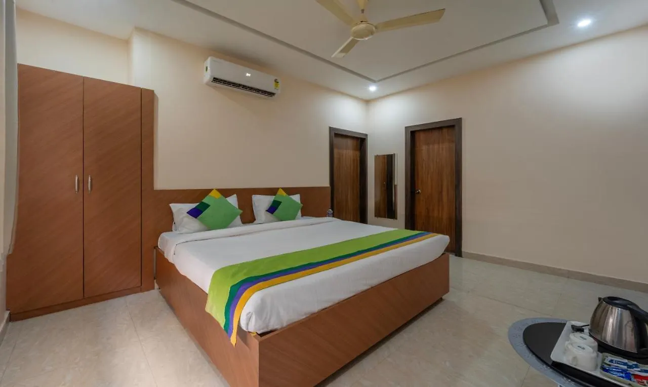 Treebo Raj Palace Hotel Varanasi